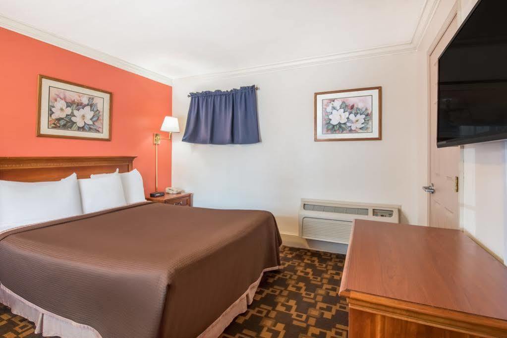 Howard Johnson By Wyndham Hershey Esterno foto