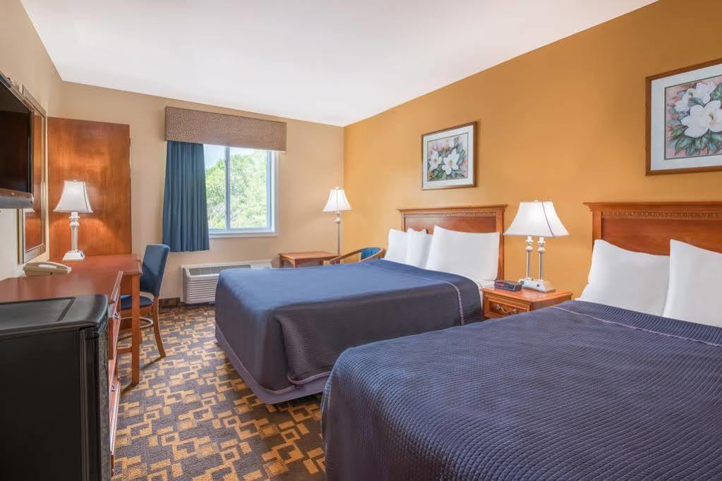 Howard Johnson By Wyndham Hershey Esterno foto