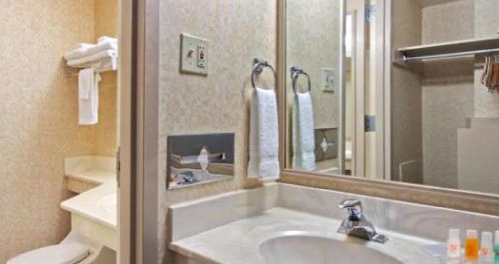Howard Johnson By Wyndham Hershey Esterno foto